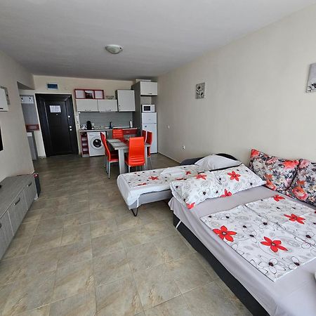 Апартаменти Кастро/Castro Apartments Tsarevo Bagian luar foto