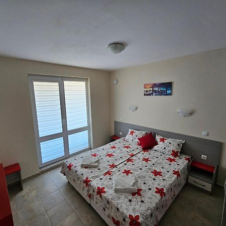 Апартаменти Кастро/Castro Apartments Tsarevo Bagian luar foto