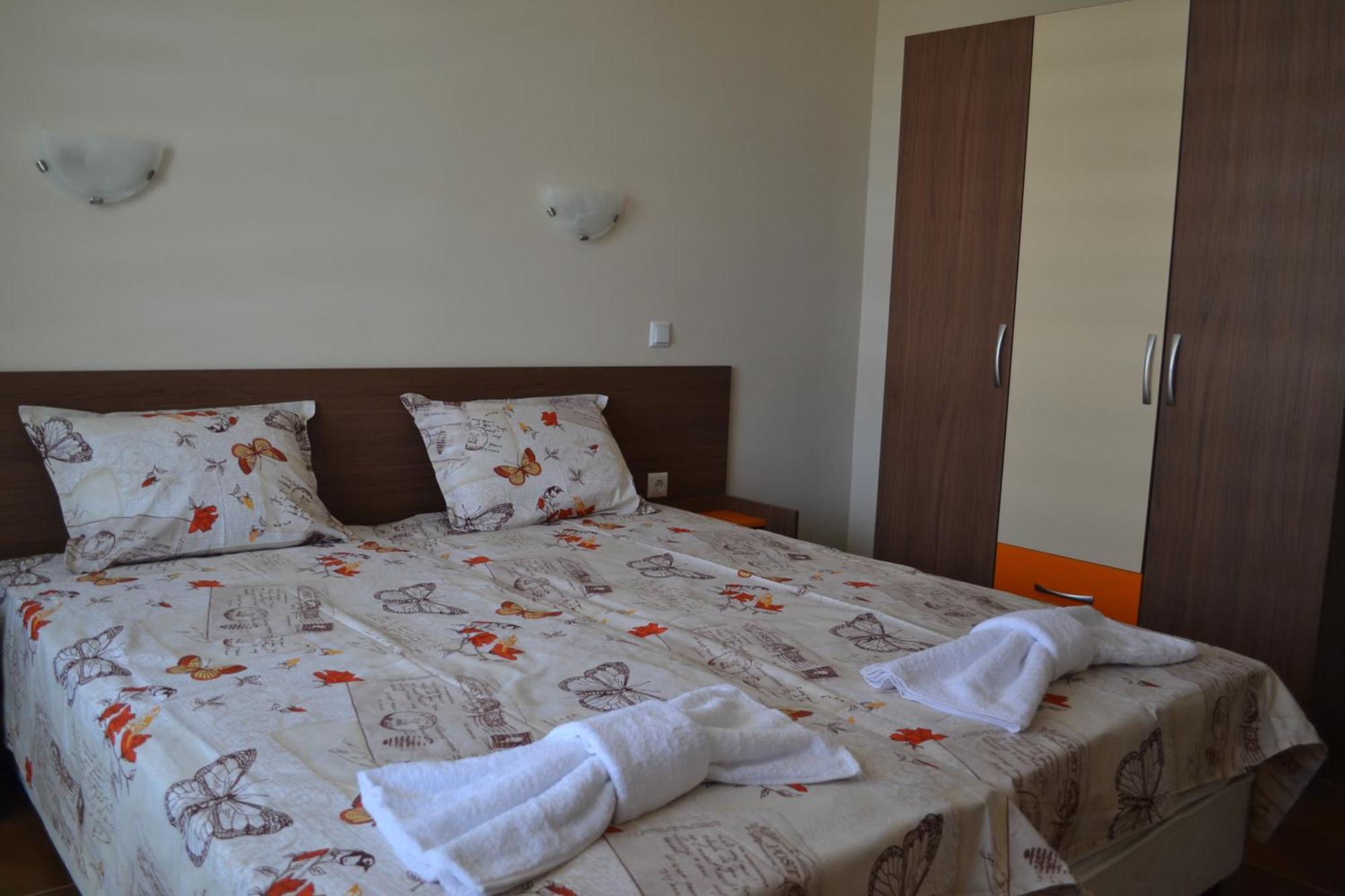 Апартаменти Кастро/Castro Apartments Tsarevo Bagian luar foto