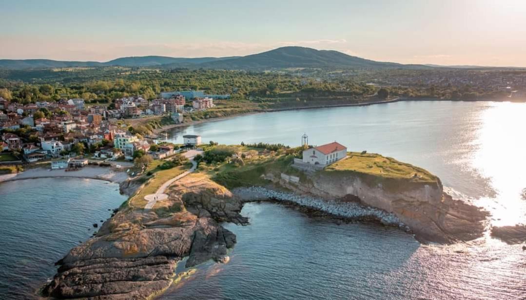 Апартаменти Кастро/Castro Apartments Tsarevo Bagian luar foto