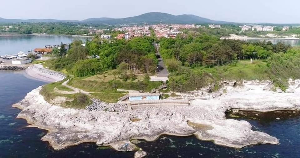 Апартаменти Кастро/Castro Apartments Tsarevo Bagian luar foto