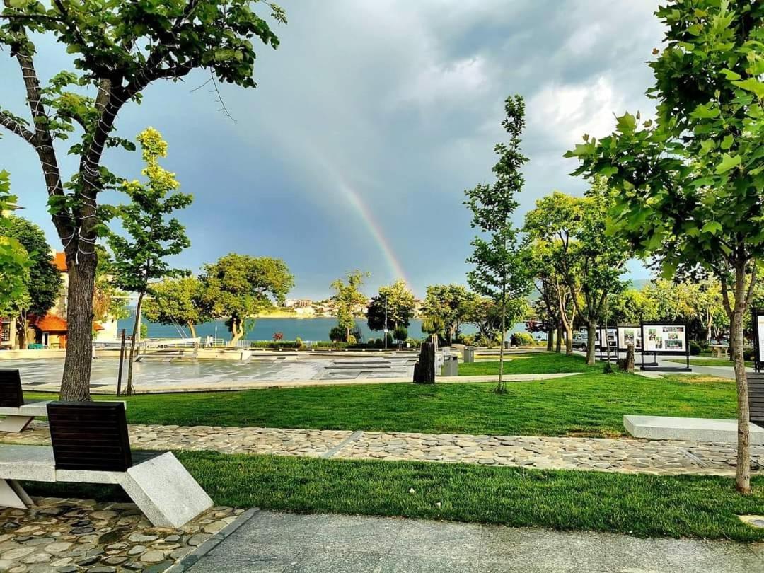 Апартаменти Кастро/Castro Apartments Tsarevo Bagian luar foto