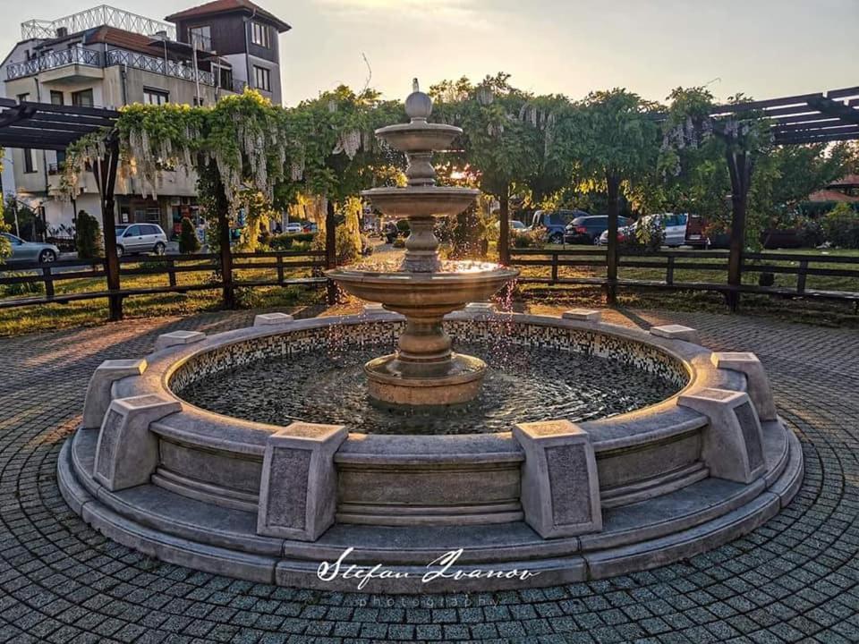 Апартаменти Кастро/Castro Apartments Tsarevo Bagian luar foto