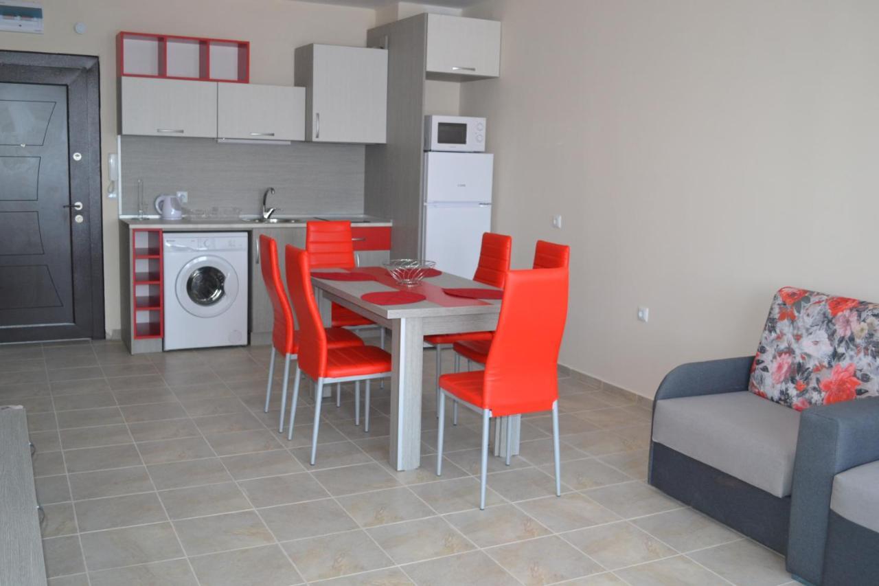 Апартаменти Кастро/Castro Apartments Tsarevo Bagian luar foto