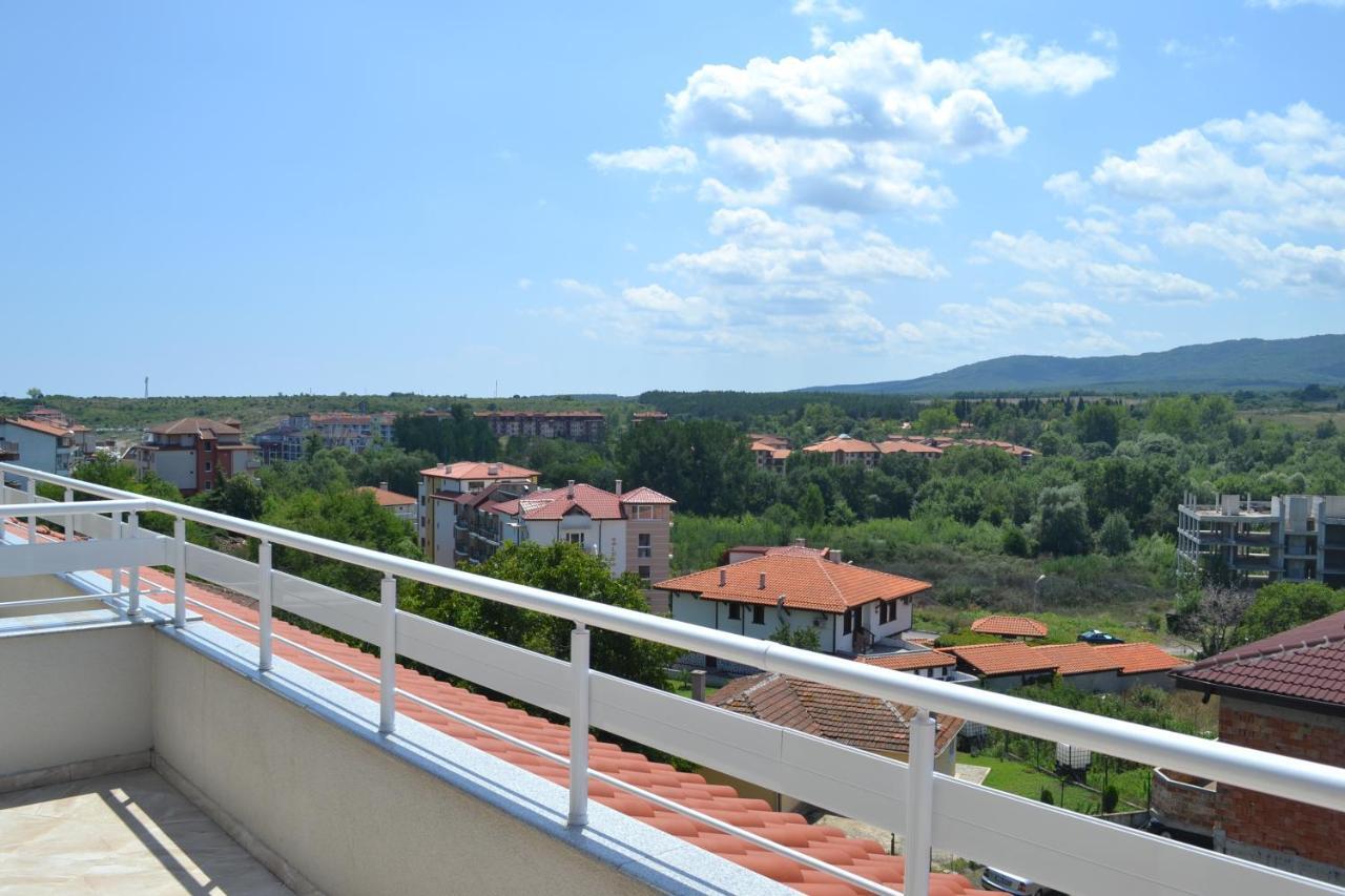 Апартаменти Кастро/Castro Apartments Tsarevo Bagian luar foto