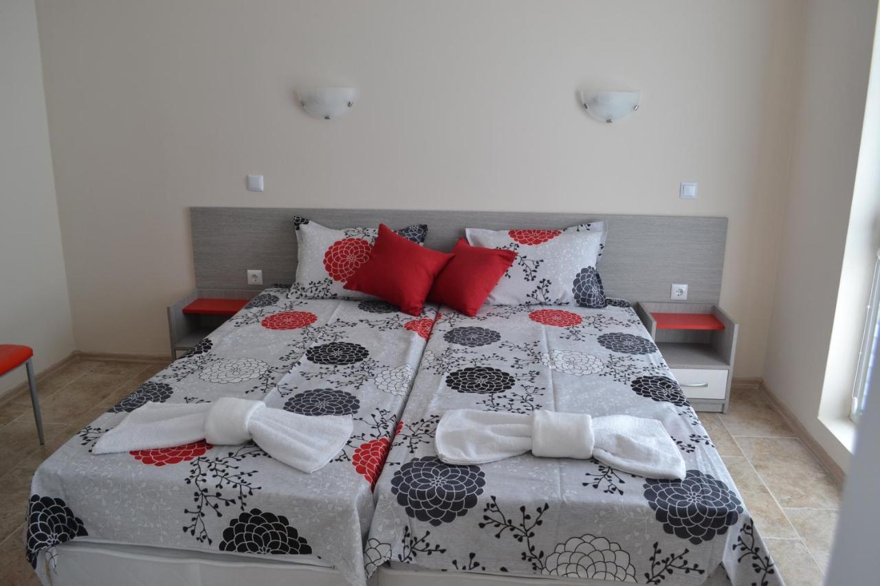 Апартаменти Кастро/Castro Apartments Tsarevo Bagian luar foto