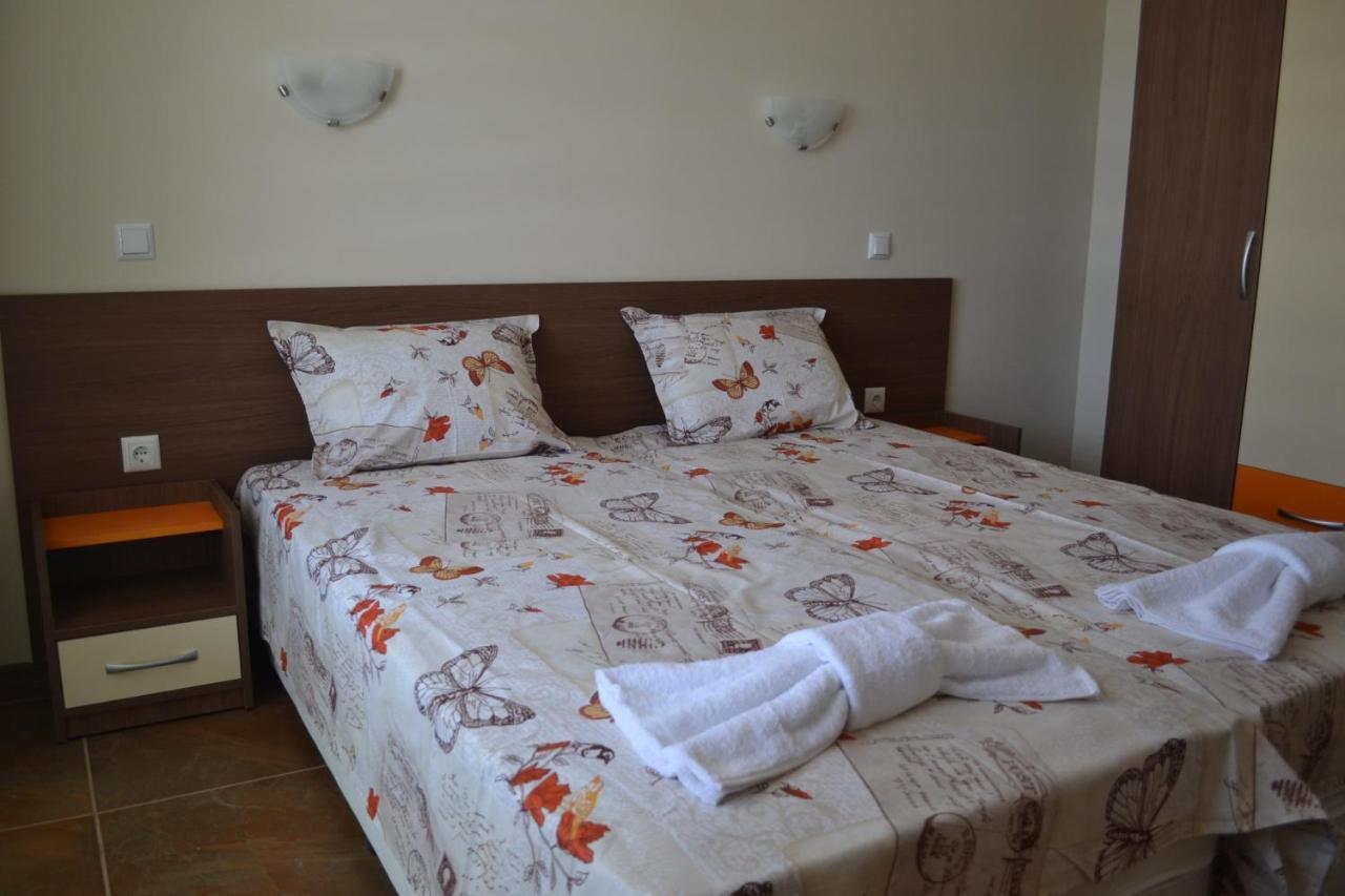 Апартаменти Кастро/Castro Apartments Tsarevo Bagian luar foto