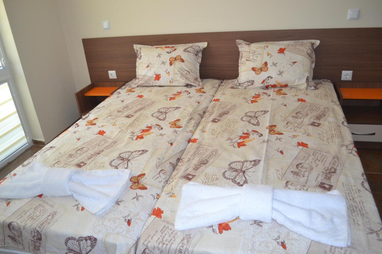 Апартаменти Кастро/Castro Apartments Tsarevo Bagian luar foto